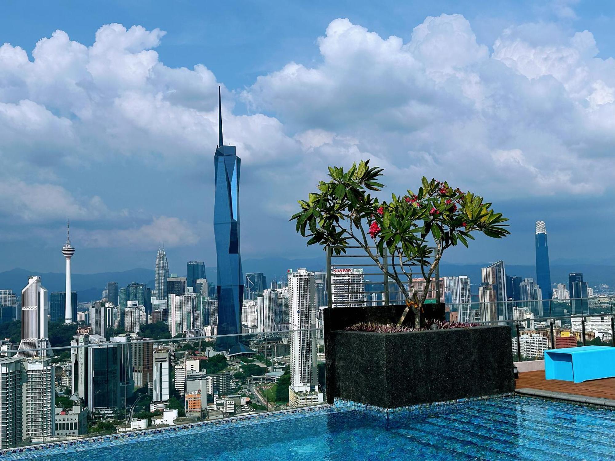 Kl Sentral Monorail 4 Pax Kuala Lumpur, Sky Pool Family Merdeka 118 View Apartment