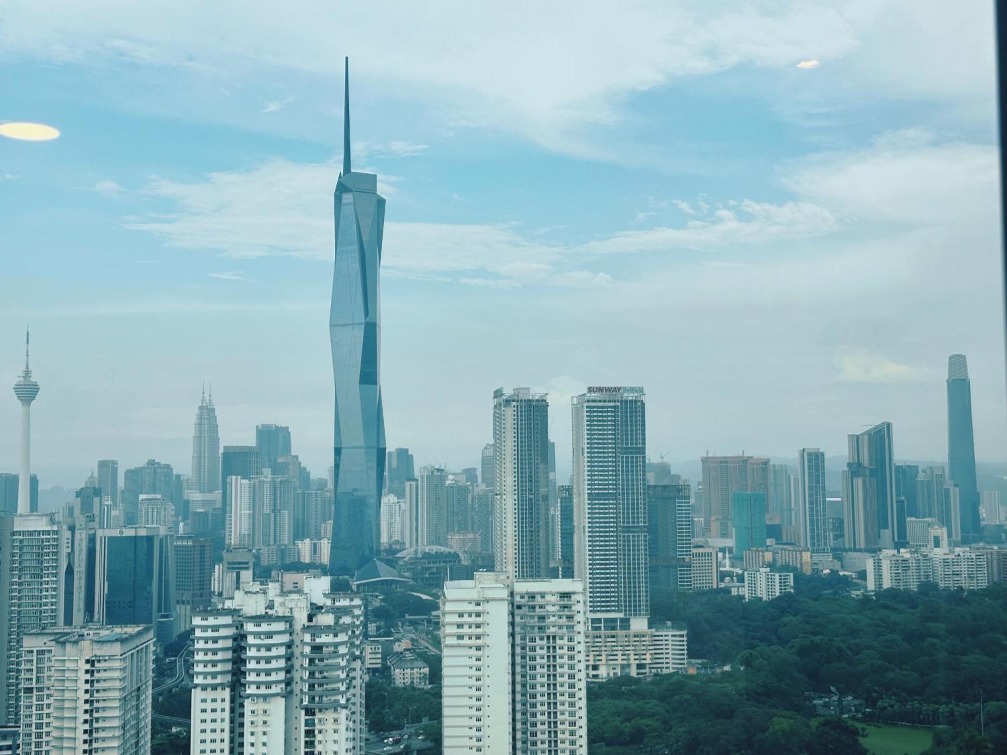 Apartment Kl Sentral Monorail 4 Pax Kuala Lumpur, Sky Pool Family Merdeka 118 View